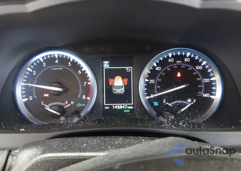 2019 Toyota Highlander Xle z USA, uszkodzony, nr VIN 5TDKZRFHXKS331166